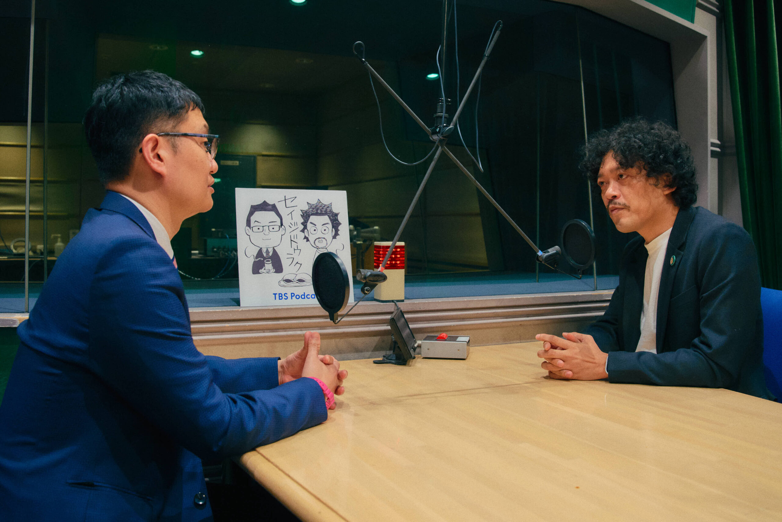 ポッドキャストが政治に興味を持つ入口に。TBSラジオ『セイジドウラク』が提案する政治の見方とは？