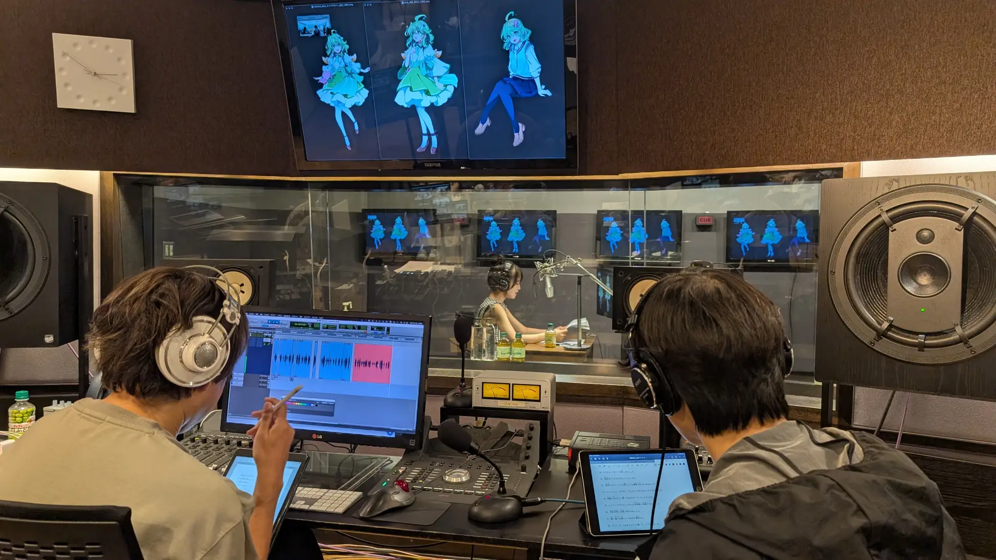 高校生がAI音声の収録や編集を体験、ジーアングルと取り組む「読み上げ音声」の授業